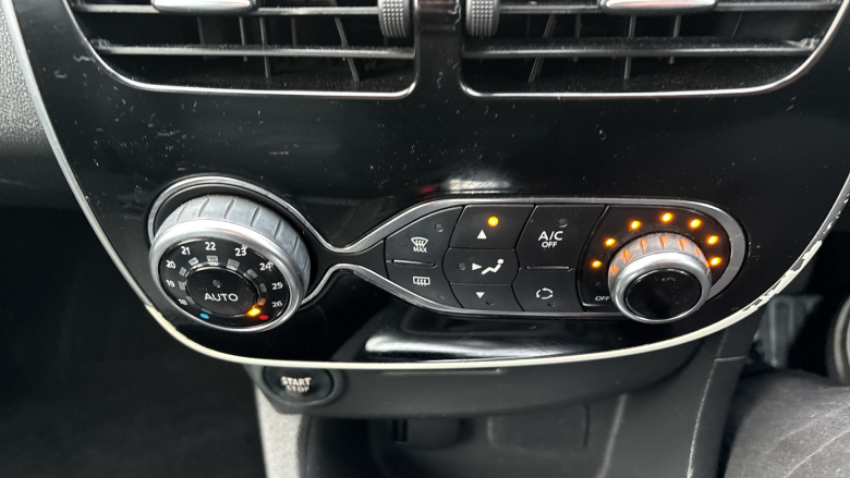 Renault Clio 1.5 dCi 90 Iconic 25 Nav 5dr Diesel Hatchback